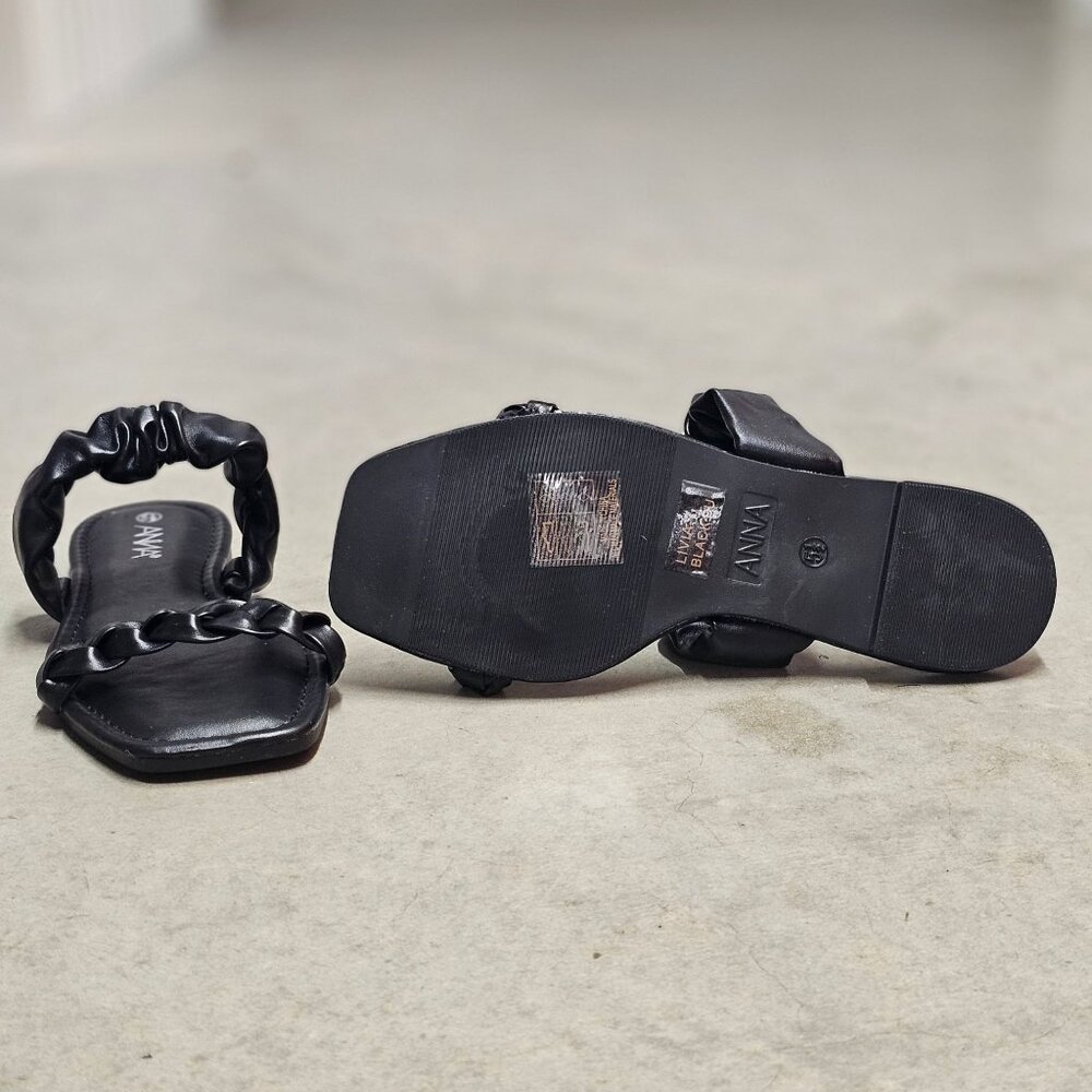 Black Square-Toe Sandals With Braided Strap & Ruched Detail - Picture 6 of 6